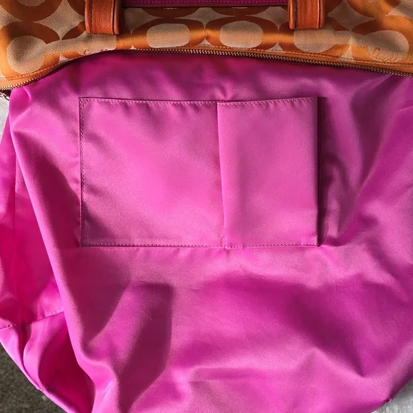 Coach Poppy Op Art Nwot Vibrant Orange Tote with Pink Highlights NWOT - Picture 17 of 17